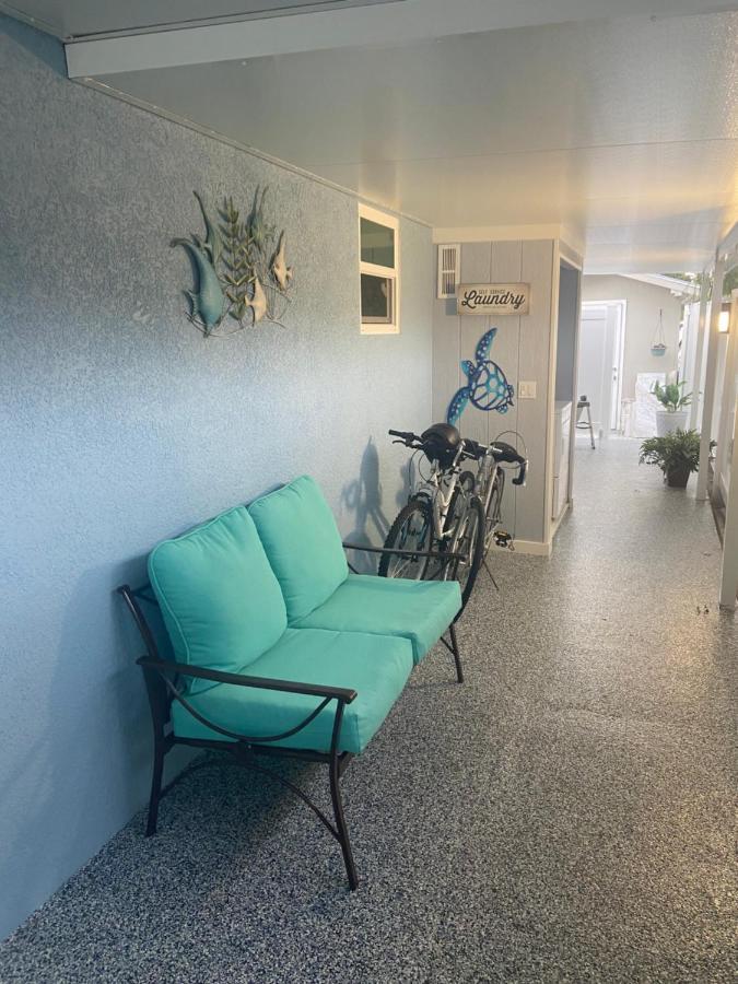 Beautiful And Comfortable Rom Apt # 2 Tampa Bagian luar foto